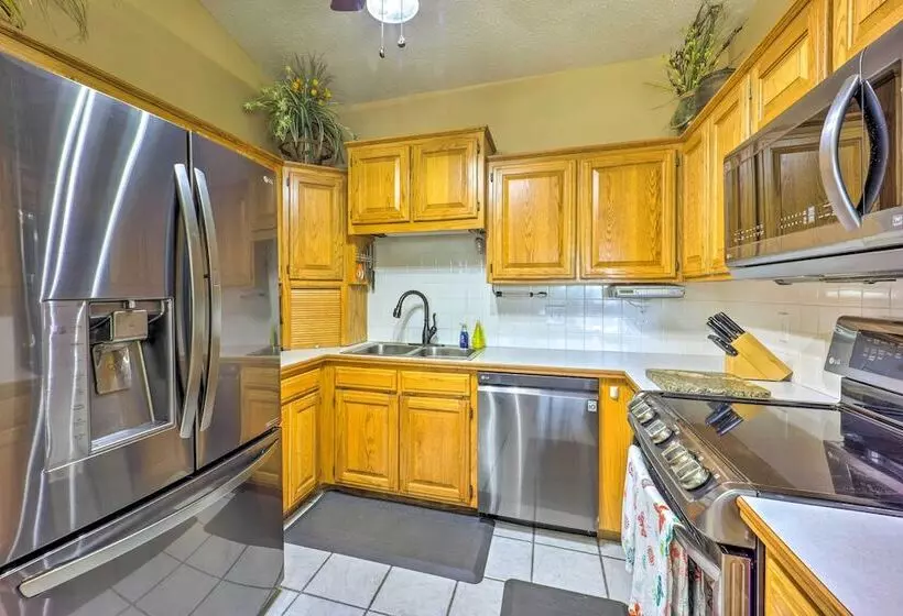 Waterfront Home On Beaver Lake W/ 2 Decks!