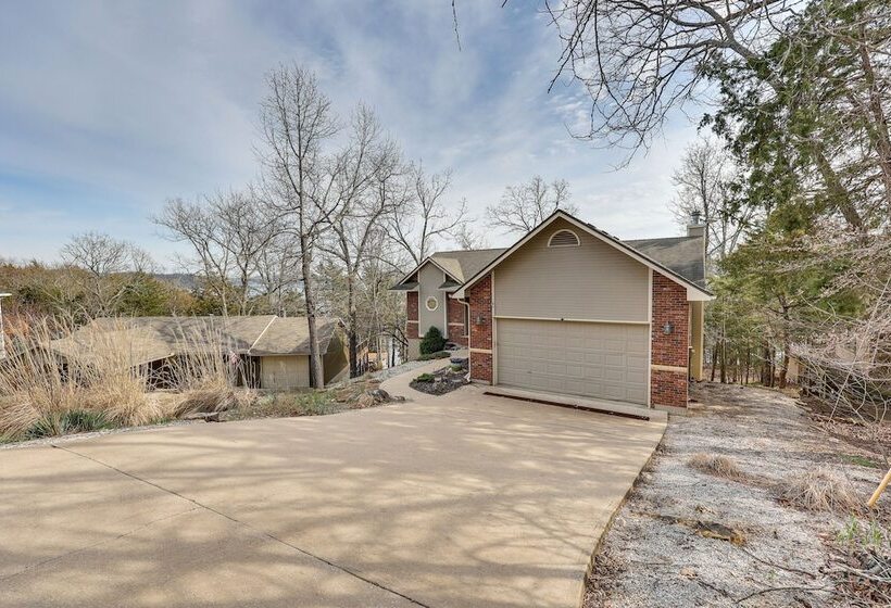 Waterfront Home On Beaver Lake W/ 2 Decks!