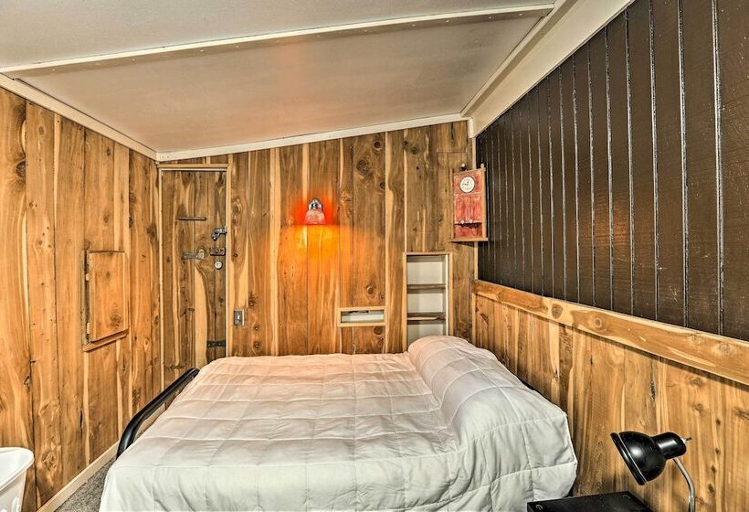 1950 S Serenity Pond Cabin W/ View: Peace & Quiet!