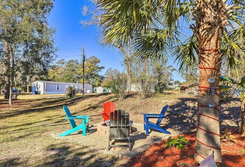 Atlantic Beach Home W/ Decks & Fire Pit