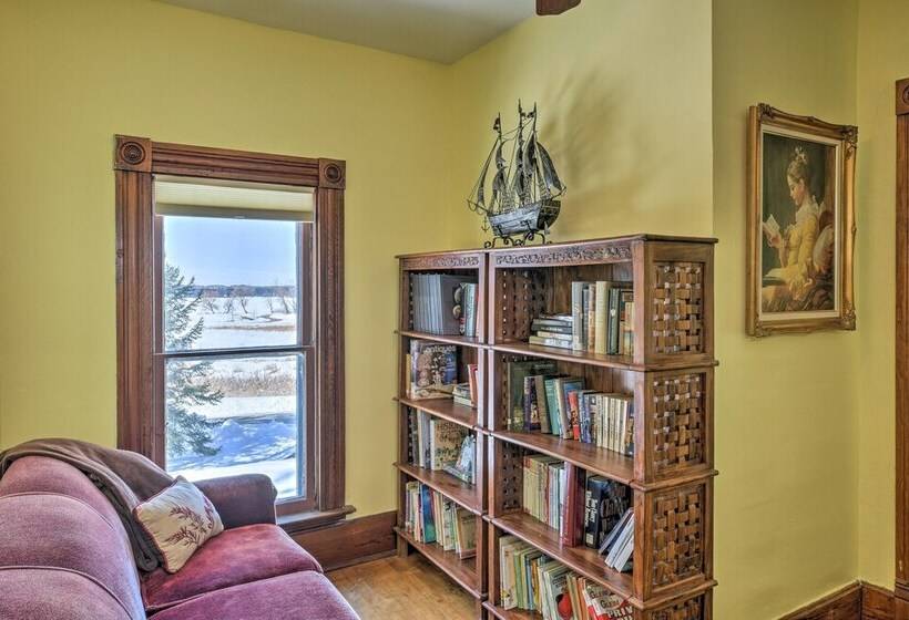 Historic Backus Home, Steps To Pine Mountain Lake!