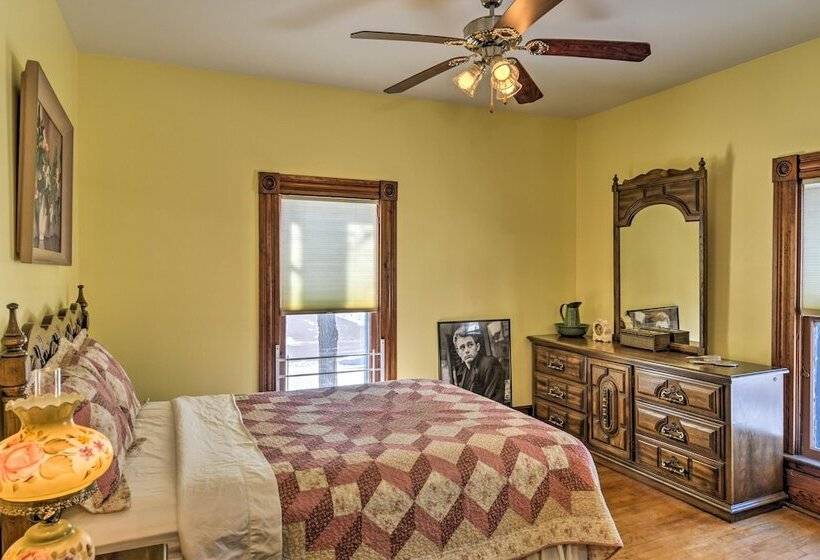 Historic Backus Home, Steps To Pine Mountain Lake!