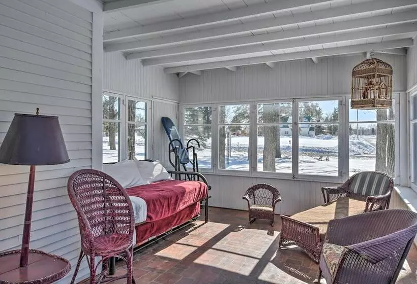 Historic Backus Home, Steps To Pine Mountain Lake!