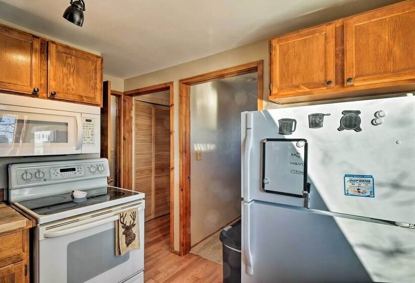 Cabin W/ 360° Mountain Views & 30 Miles To Breck!