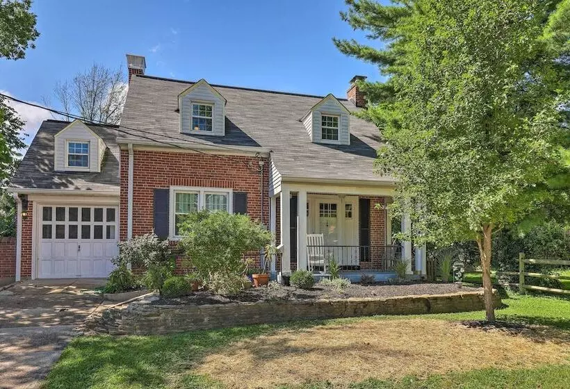 Charming Cincinnati Home < 10 Mi To Downtown!
