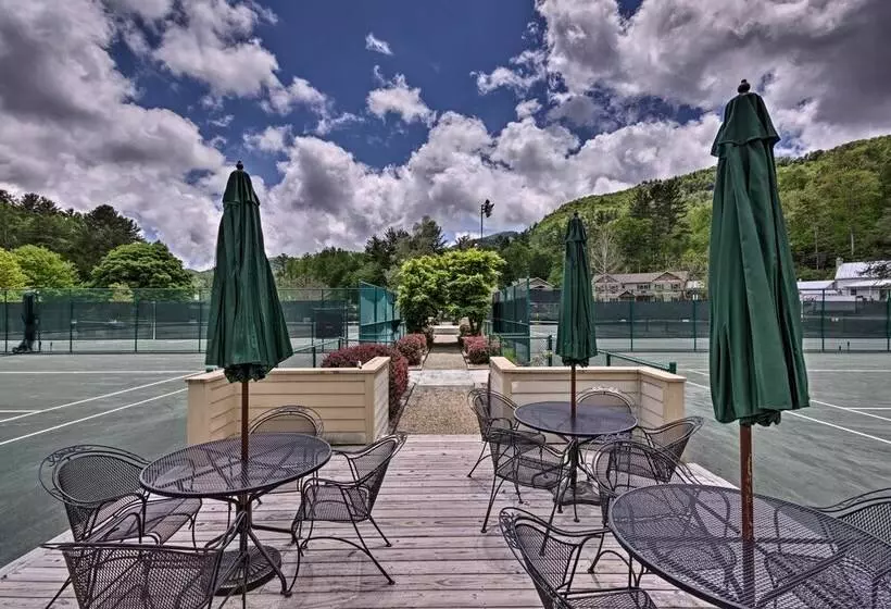 Cozy Retreat W/ Deck & Sapphire Resort Access!