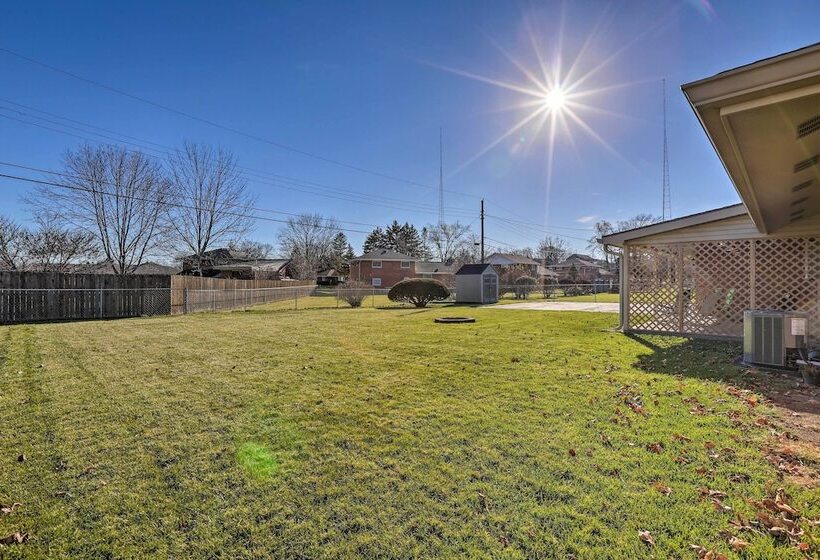 Dayton Home W/ Patio & Fire Pit ~ 6 Mi Dtwn!