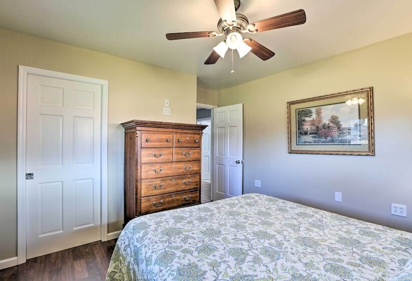 Dayton Home W/ Patio & Fire Pit ~ 6 Mi Dtwn!