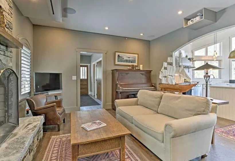 Enchanting Tryon Home W/ Hot Tub ~ 14 Mi To Tiec!