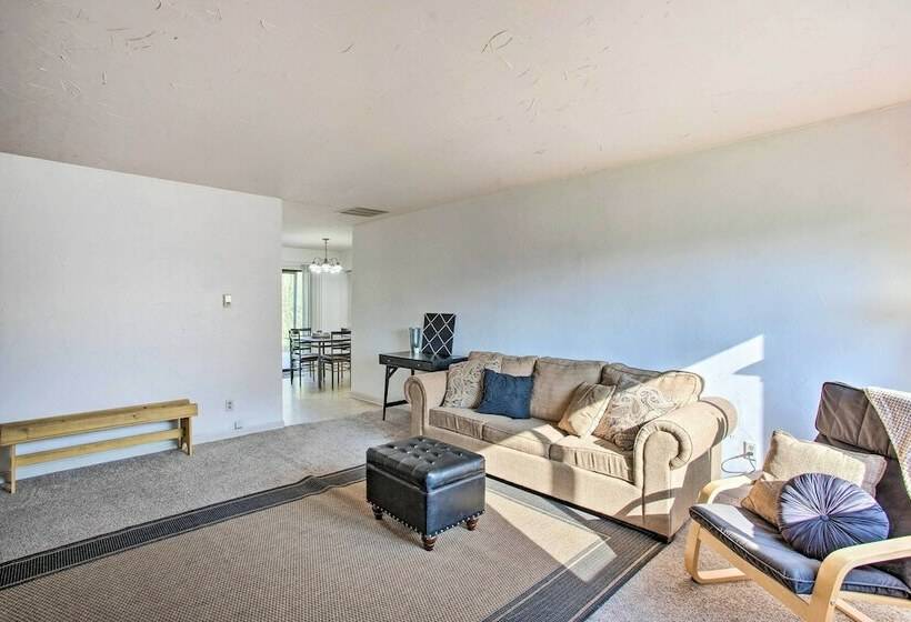 Grand Valley Home W/ Fire Pit   Peach Pad B!