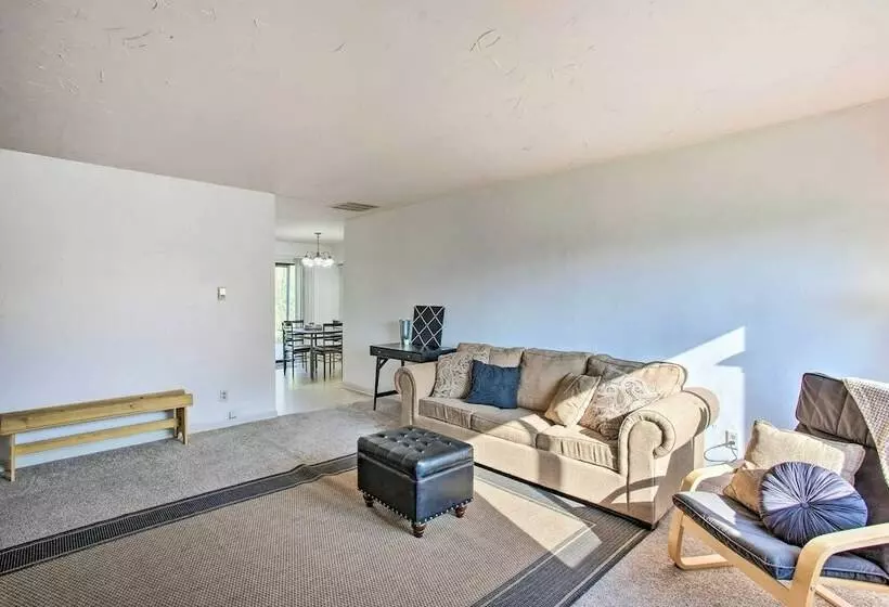 Grand Valley Home W/ Fire Pit   Peach Pad B!