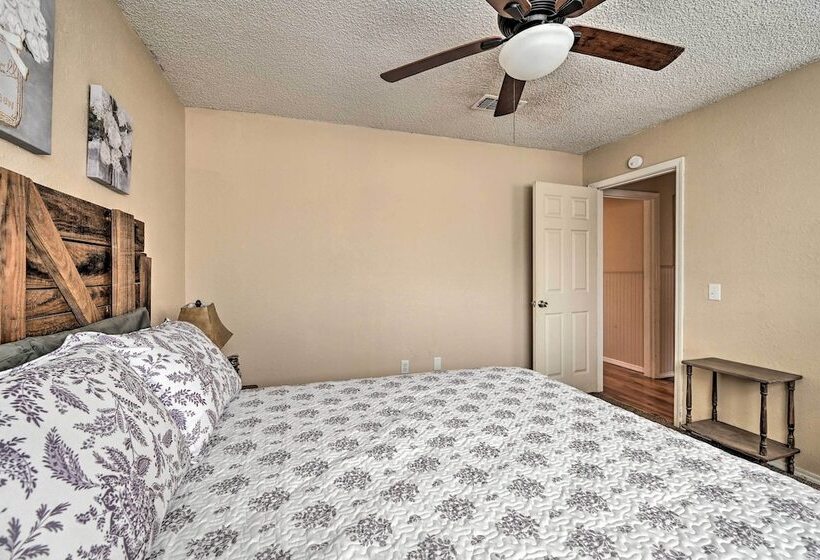 Hidden Oaks  Broken Bow Vacation Rental, Pets Ok!