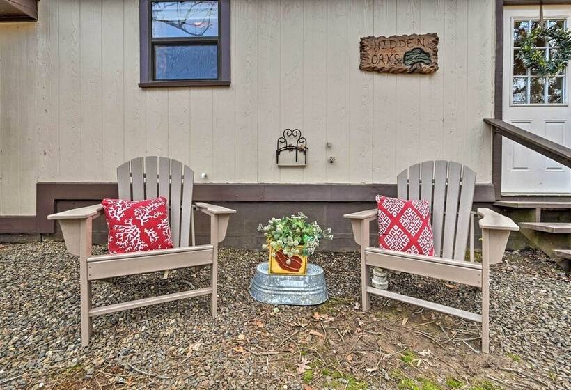 Hidden Oaks  Broken Bow Vacation Rental, Pets Ok!