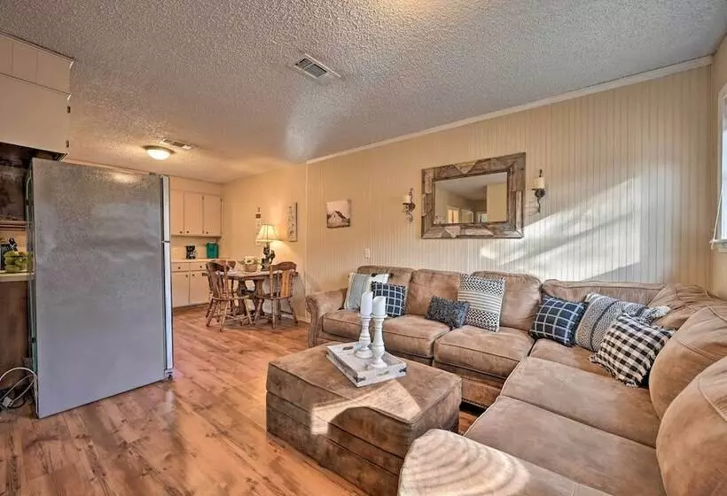 Hidden Oaks  Broken Bow Vacation Rental, Pets Ok!