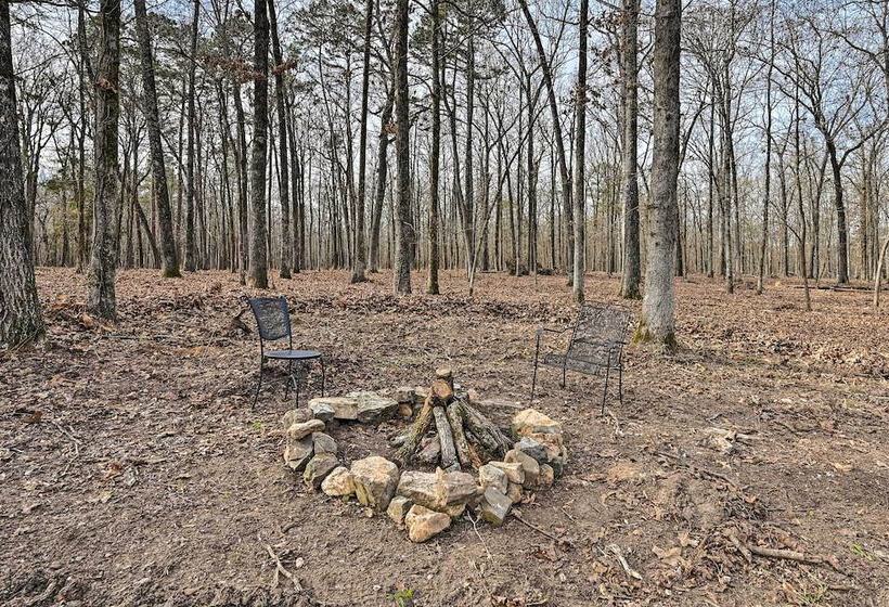 Hidden Oaks  Broken Bow Vacation Rental, Pets Ok!