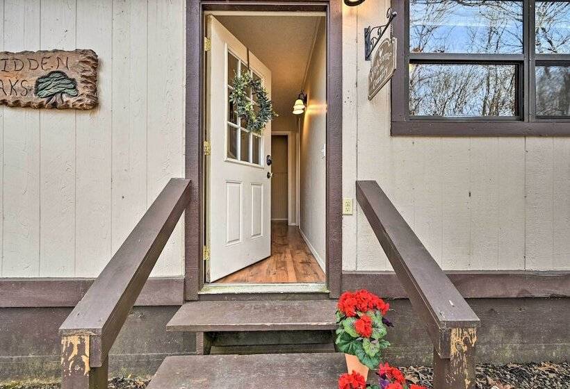 Hidden Oaks  Broken Bow Vacation Rental, Pets Ok!