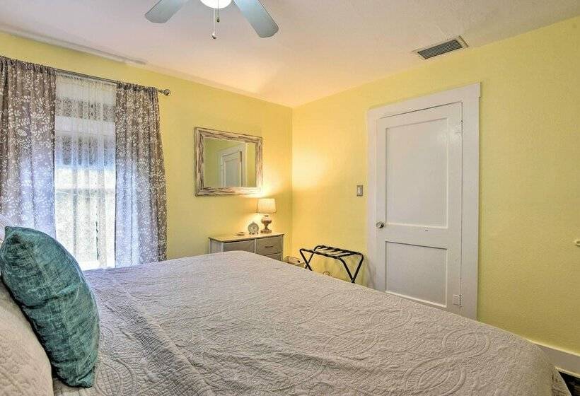 Historic Charmer Walk To Downtown Sarasota!