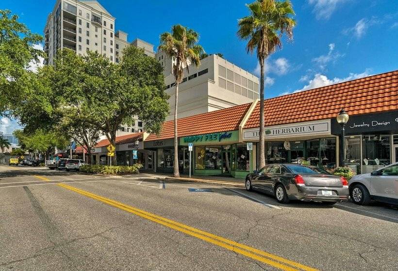 Historic Charmer Walk To Downtown Sarasota!