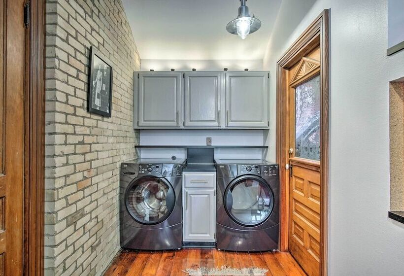 Historic Michigan Farmhouse W/ Grill & Fire Pit!