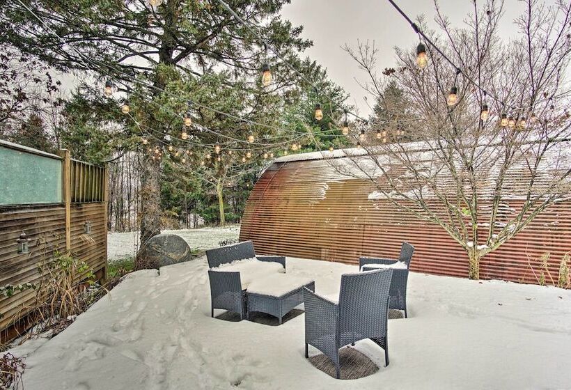 Historic Michigan Farmhouse W/ Grill & Fire Pit!