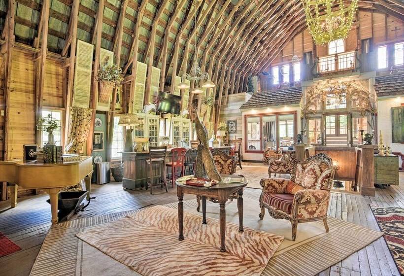 Historic Winston Salem Guest Barn On Farm!