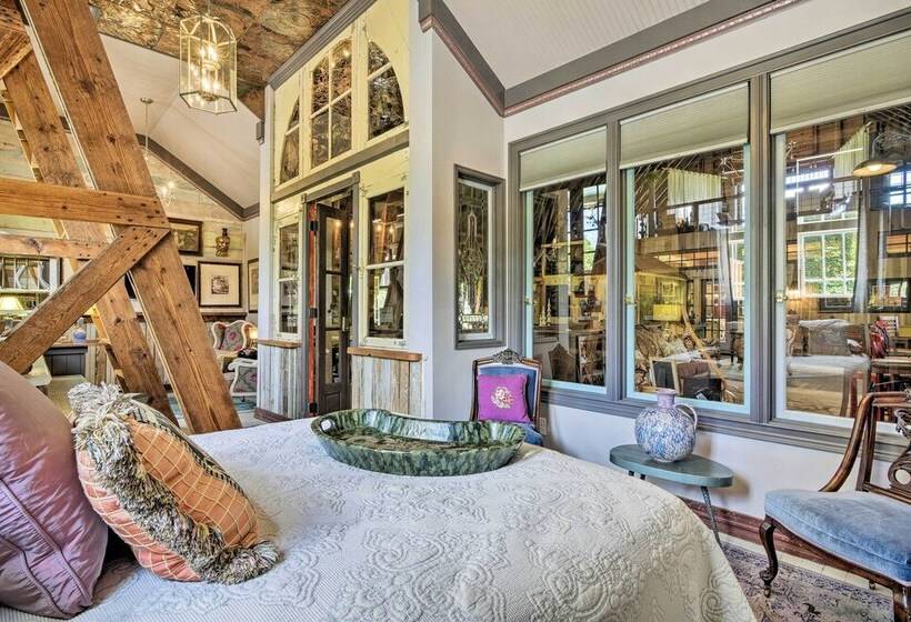 Historic Winston Salem Guest Barn On Farm!