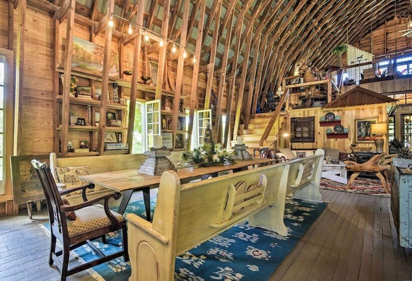 Historic Winston Salem Guest Barn On Farm!