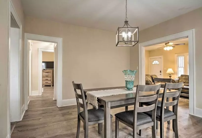 Inviting Home, 1 Mi To High Point University!