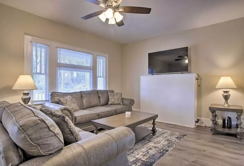 Inviting Home, 1 Mi To High Point University!