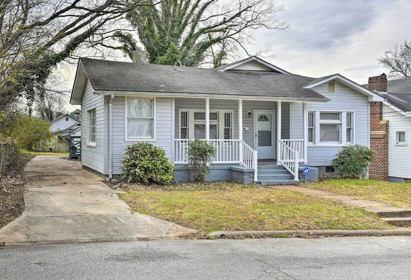 Inviting Home, 1 Mi To High Point University!