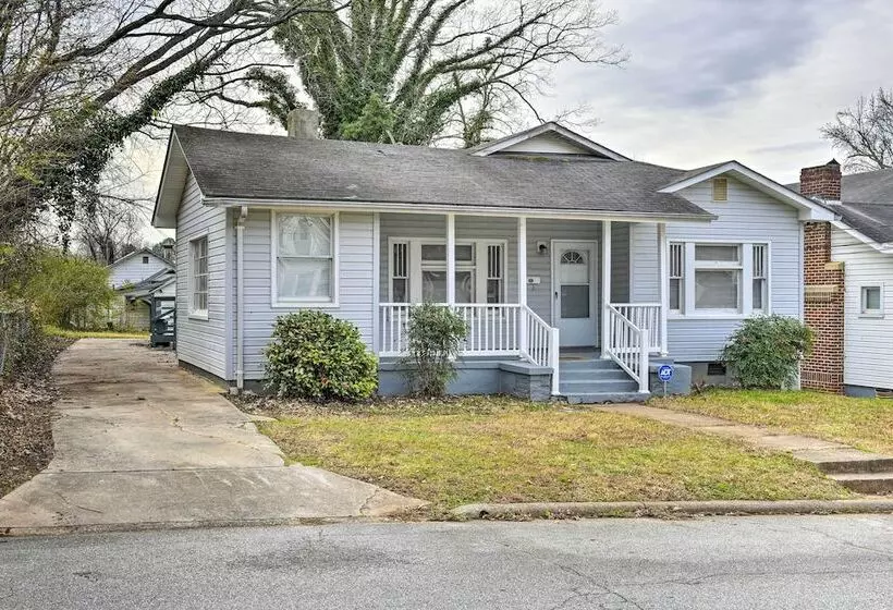 Inviting Home, 1 Mi To High Point University!