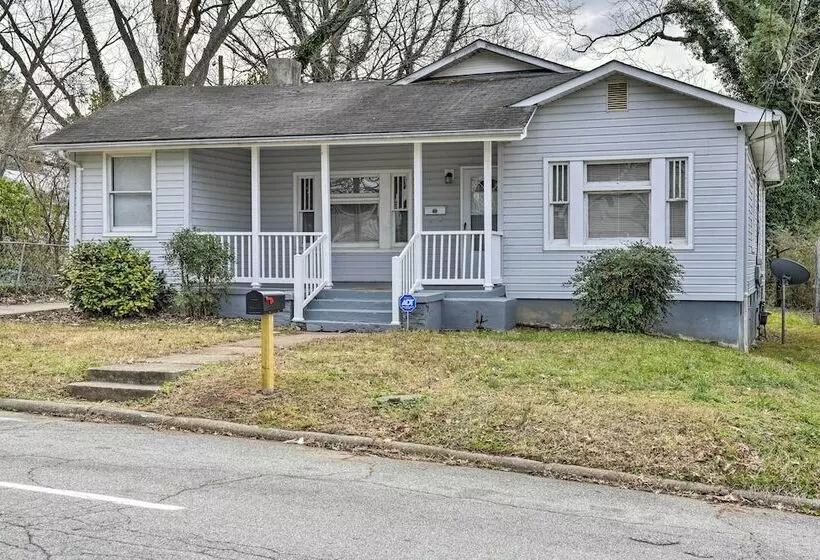 Inviting Home, 1 Mi To High Point University!