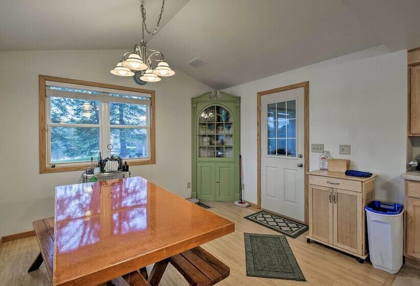 Lakefront Home W/seasonal Dock 2 Mi To Skiing!