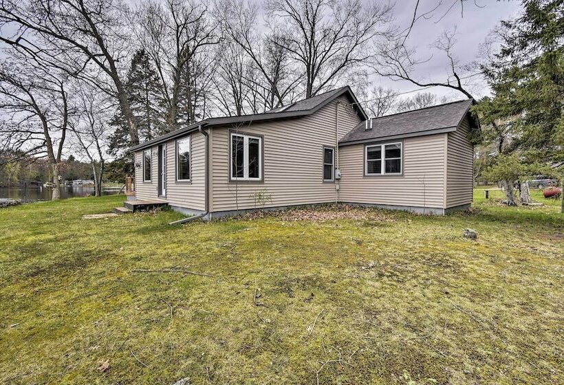 Lakefront Home W/seasonal Dock 2 Mi To Skiing!