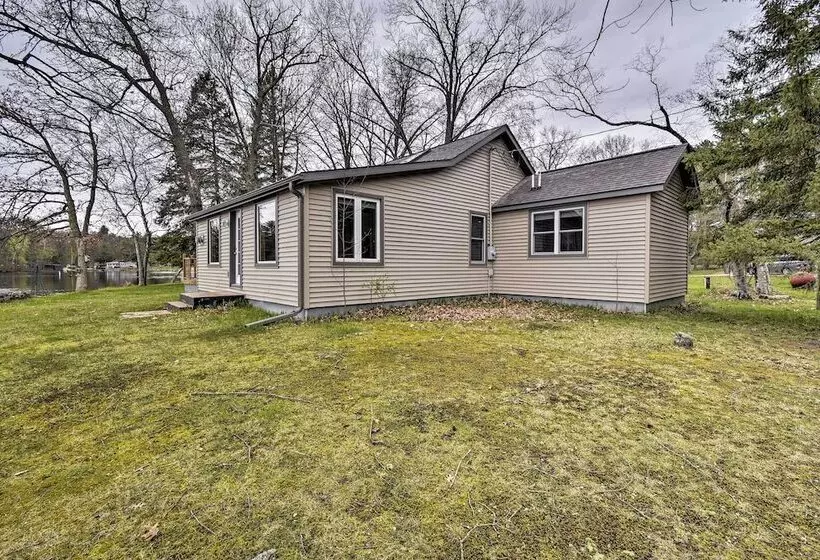 Lakefront Home W/seasonal Dock   2 Mi To Skiing!