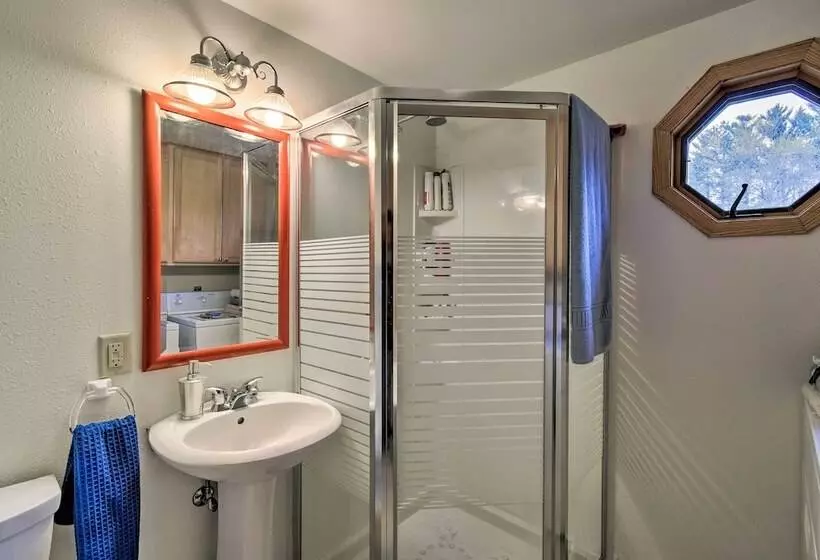 Lakefront Home W/seasonal Dock   2 Mi To Skiing!