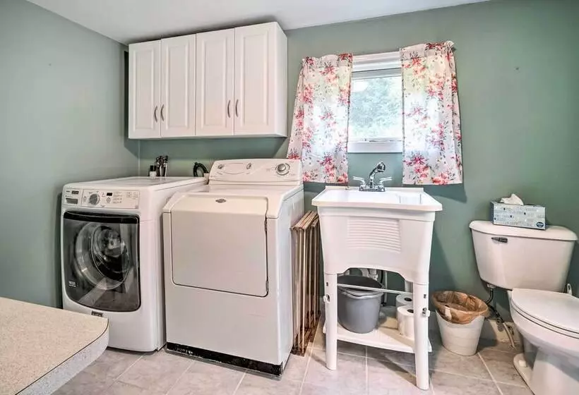 Londonderry Retreat ~ 3 Mi To Lowell Lake!