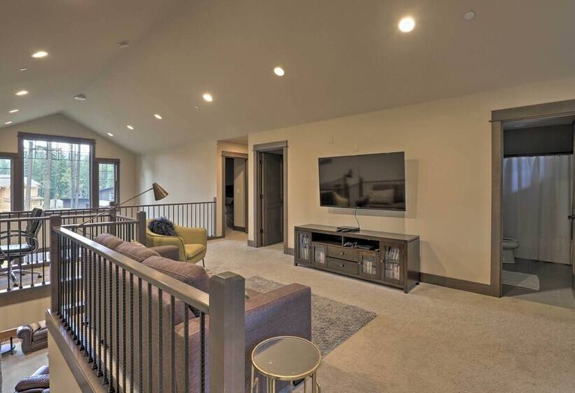 Luxury Suncadia Resort Retreat W/ Private Hot Tub!