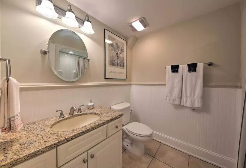 Manteo Waterfront Resort Home W/ 30 Ft Dock!