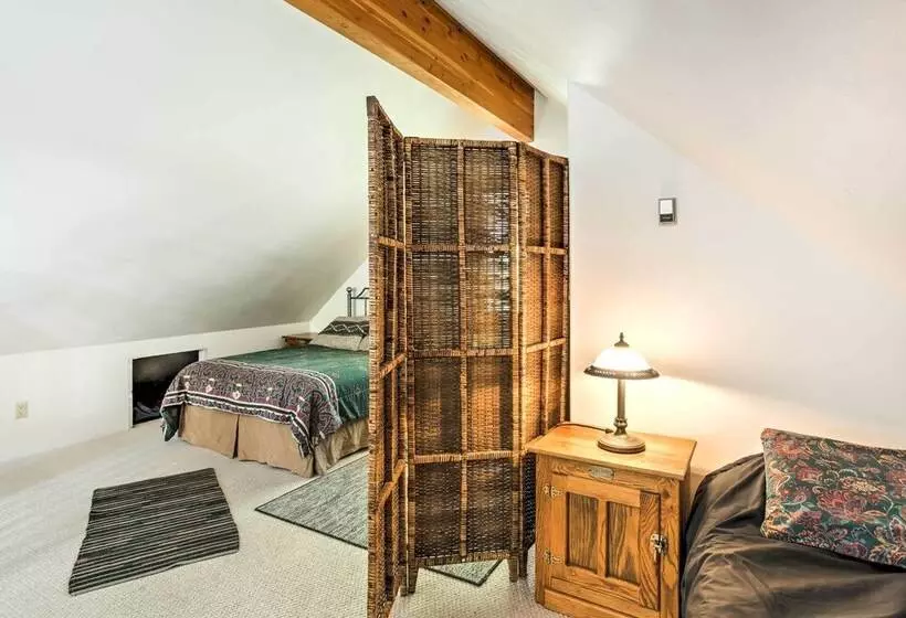 Marble Hideaway  Cabin W/ Mountain Views + Deck!