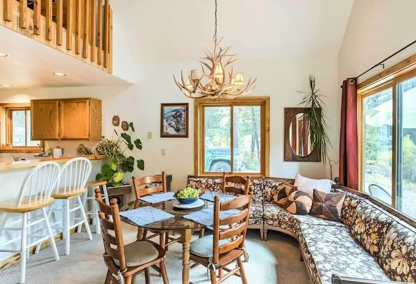 Marble Hideaway  Cabin W/ Mountain Views + Deck!