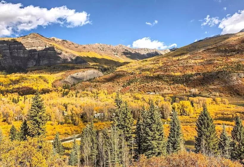 Marble Hideaway  Cabin W/ Mountain Views + Deck!