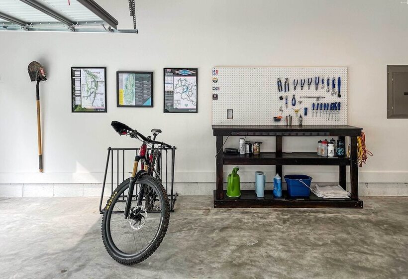 New Everything! Comfy Home W/ Deck & Trail Access!