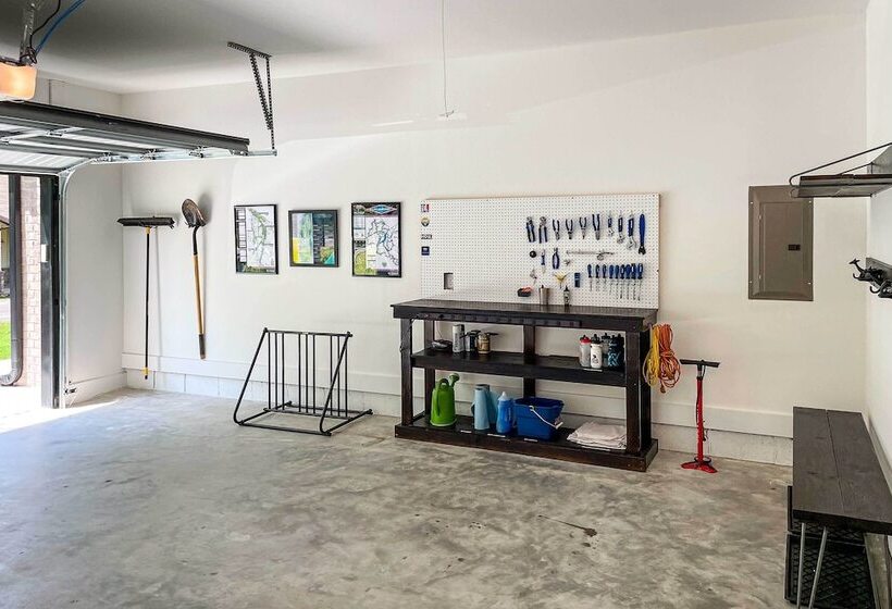 New Everything! Comfy Home W/ Deck & Trail Access!