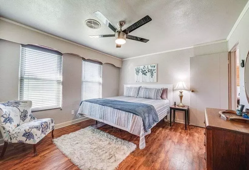 Peaceful Sanctuary   1 Mi To Wildlife Refuge!