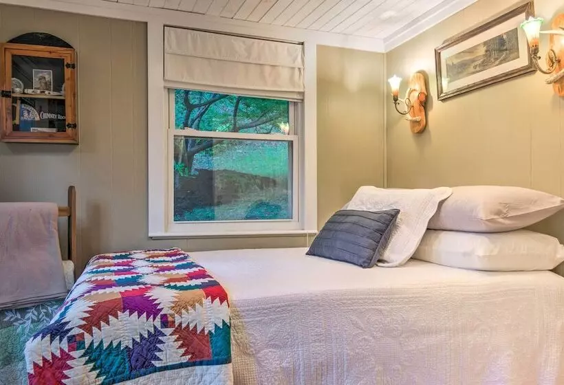 Mtn Views + Fire Pit: Serene Chimney Rock Abode