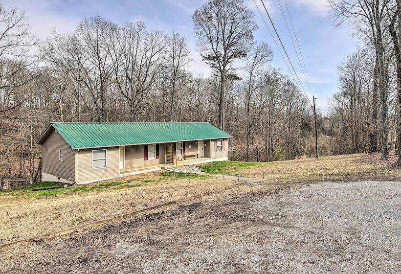 Quiet Morristown Hideaway W/ Deck & Fire Pit!