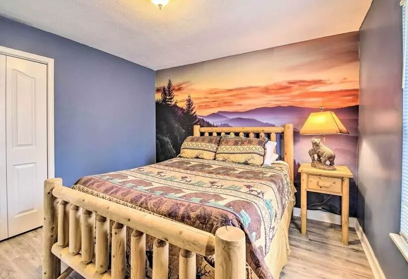 Quiet Morristown Hideaway W/ Deck & Fire Pit!