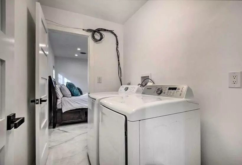 Renovated Griffith Family Home In Chicagoland Area