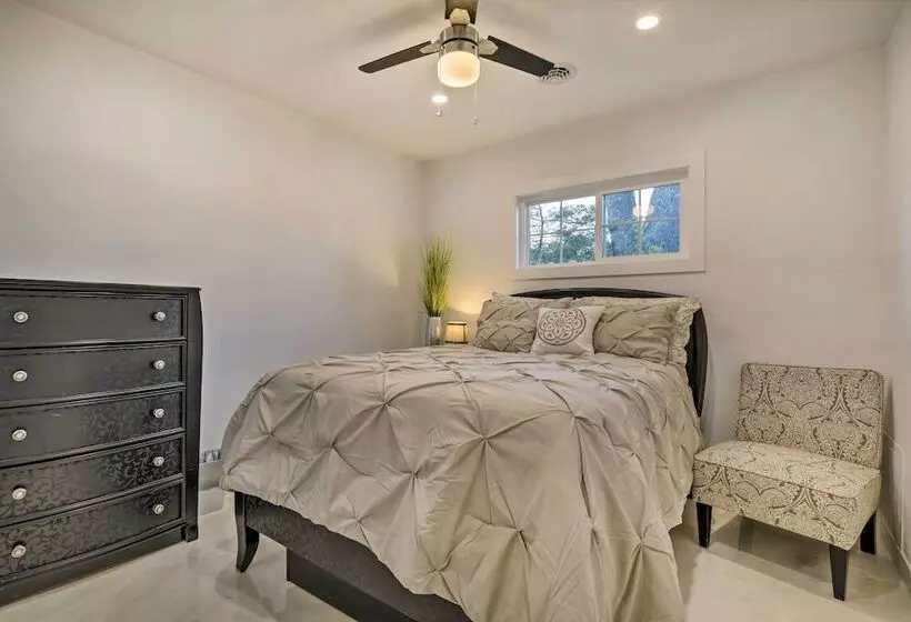 Renovated Griffith Family Home In Chicagoland Area